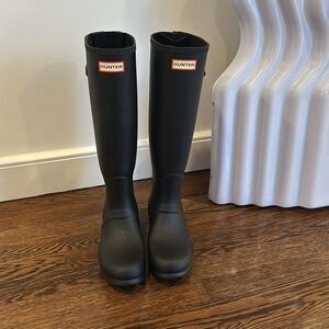 Women’s Hunter Original Adjustable Back tall rain boots matte black 8